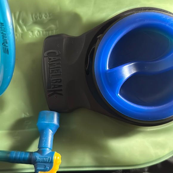 Granite Gear Serrano 25 Backpack w camelback omega 3L - Picture 16 of 16